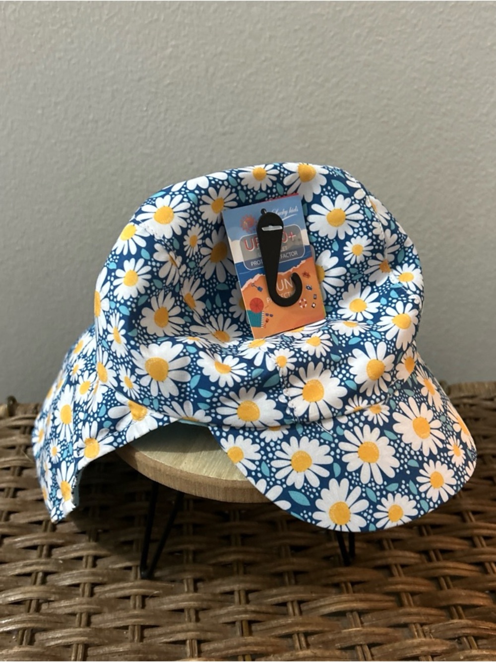 NWT Lucky Kids 0-2 years  UPF 50+ Sun Protection Hat Daises